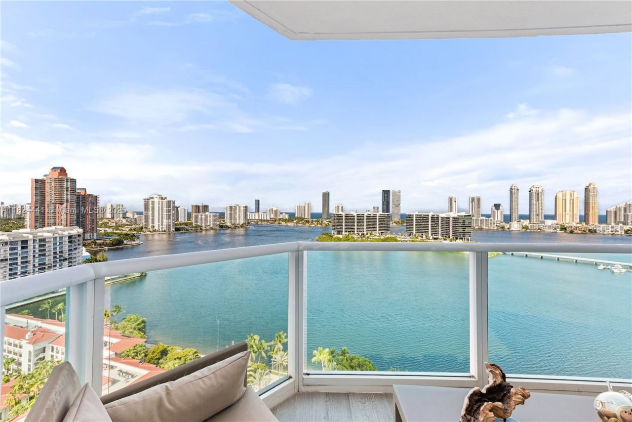 3301 NE 183rd St, Unit 2203, Aventura, FL 33160 Photo