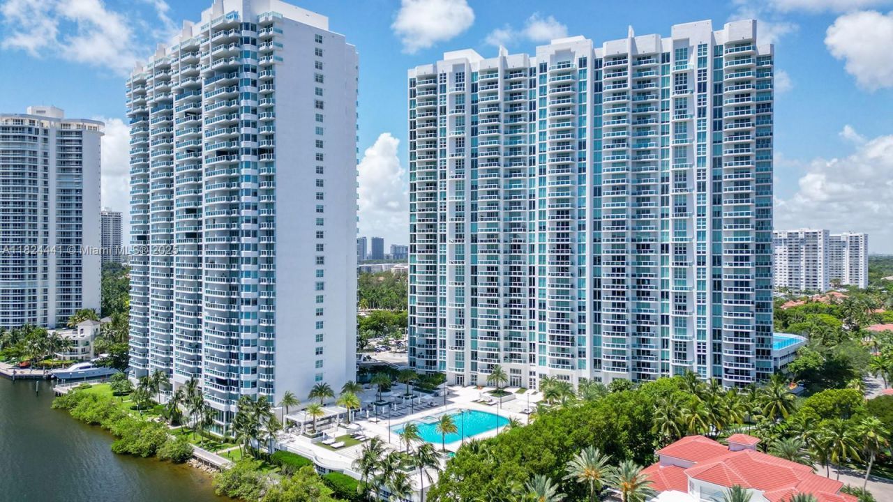 3301 NE 183rd St, Unit 2203, Aventura, FL 33160 Photo