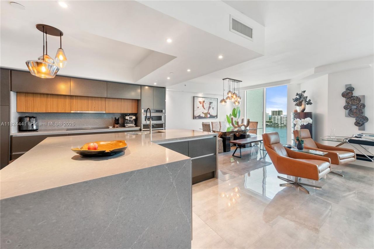 3301 NE 183rd St, Unit 2203, Aventura, FL 33160 Photo