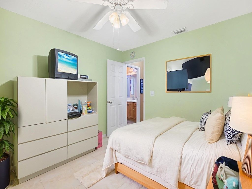 77 Joy Haven Drive, Sebastian, FL 32958 Photo