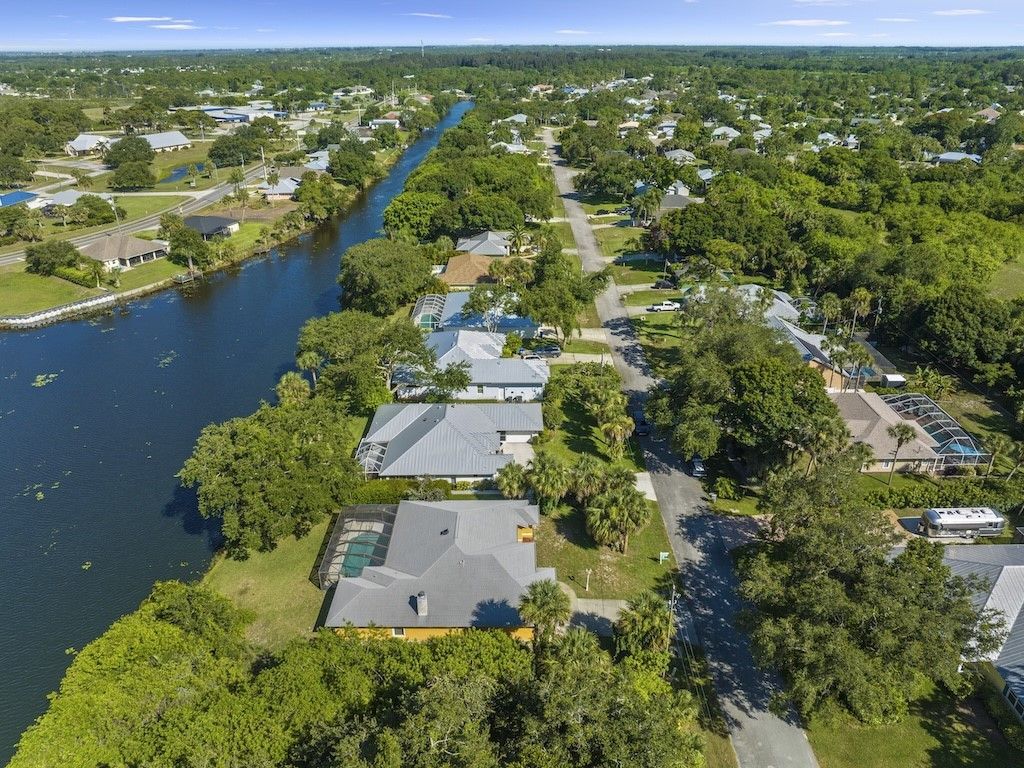 77 Joy Haven Drive, Sebastian, FL 32958 Photo