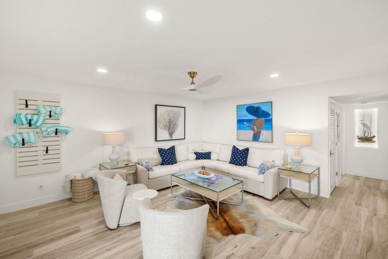 827 E Gulf Dr, Unit C6, Sanibel, FL 33957 Photo