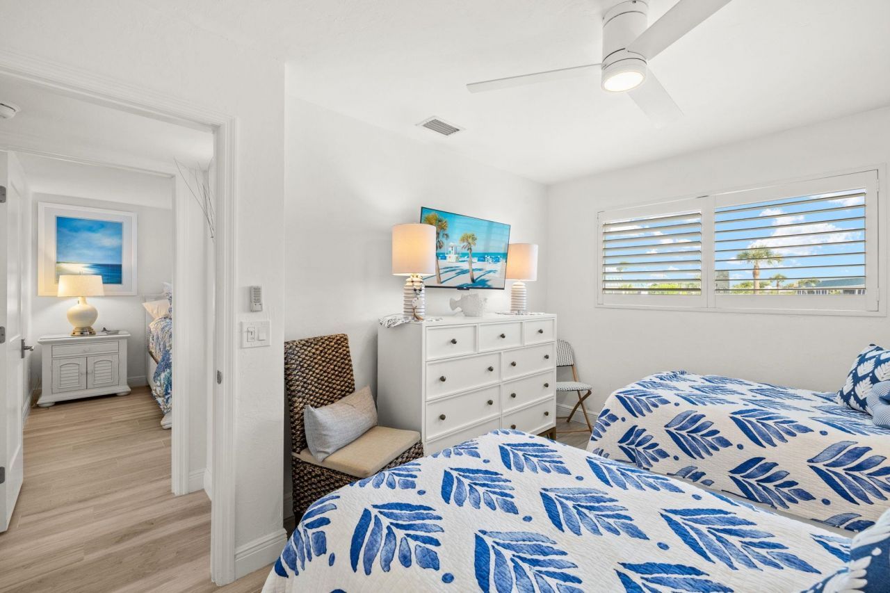 827 E Gulf Dr, Unit C6, Sanibel, FL 33957 Photo