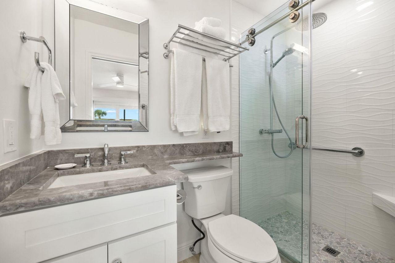 827 E Gulf Dr, Unit C6, Sanibel, FL 33957 Photo