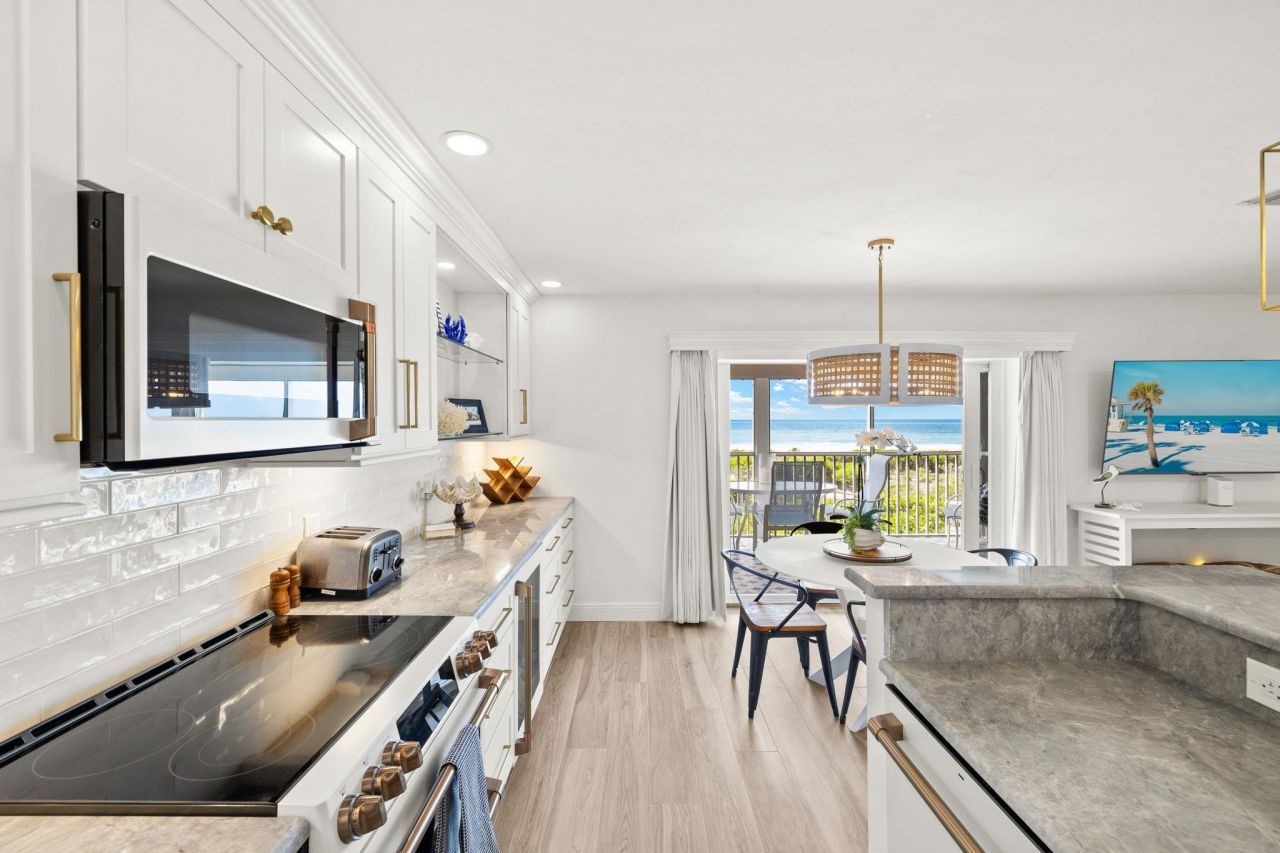 827 E Gulf Dr, Unit C6, Sanibel, FL 33957 Photo