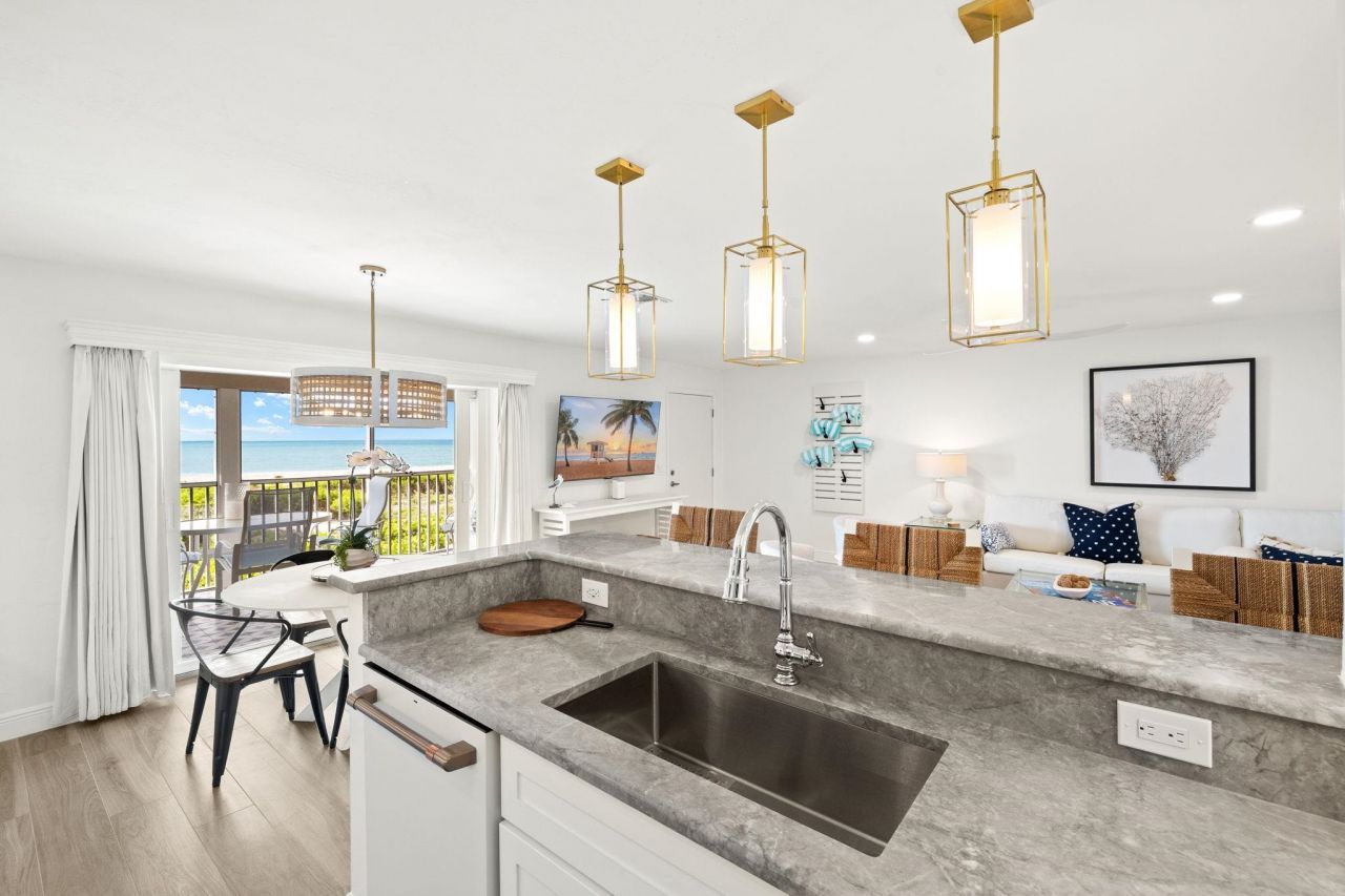 827 E Gulf Dr, Unit C6, Sanibel, FL 33957 Photo