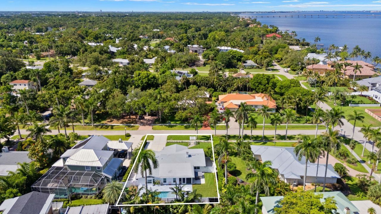 1219 Osceola Dr, Fort Myers, FL 33901 Photo