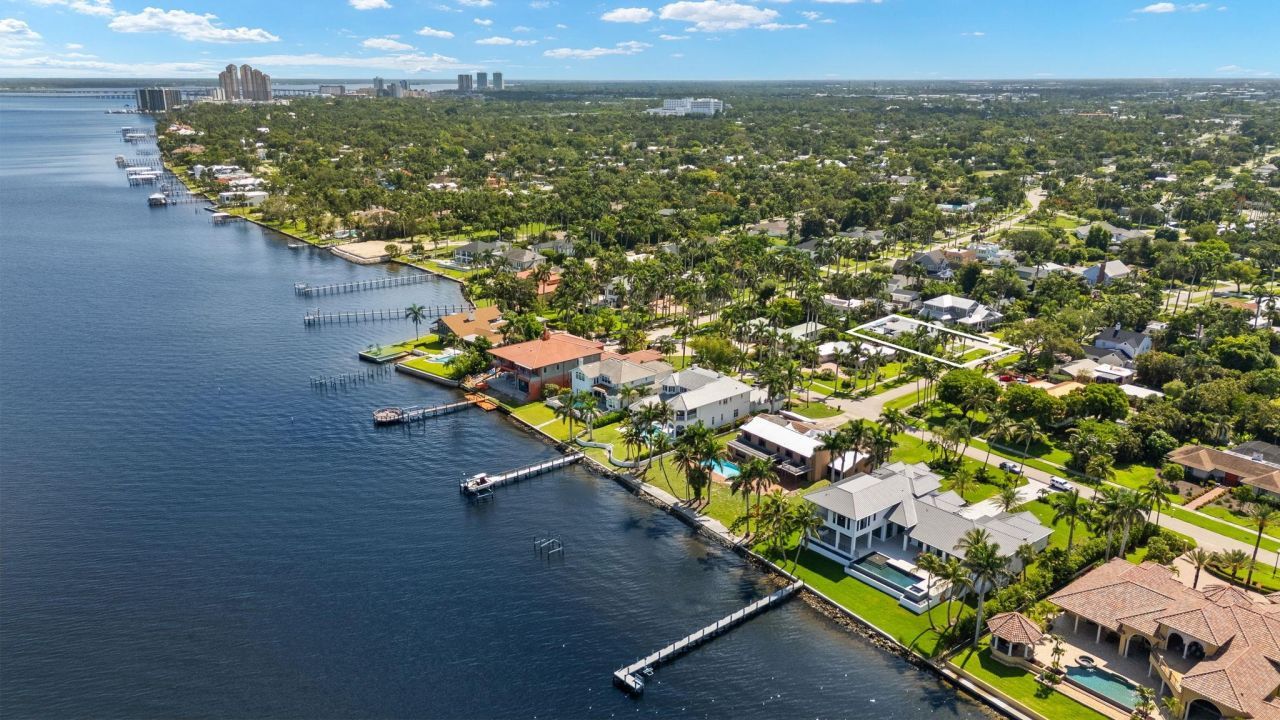 1219 Osceola Dr, Fort Myers, FL 33901 Photo