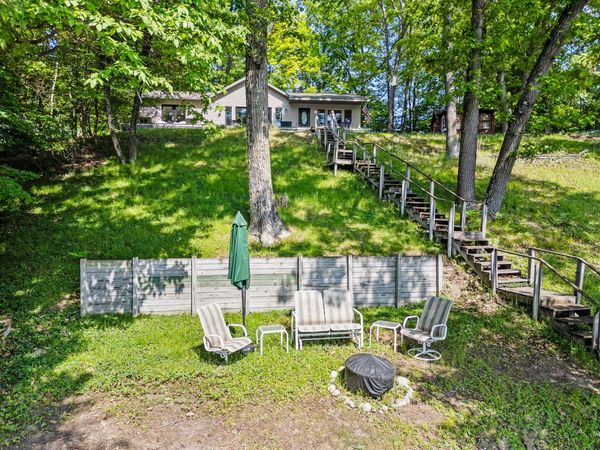 9898 S Pritchard Drive, Stanwood, MI 49346