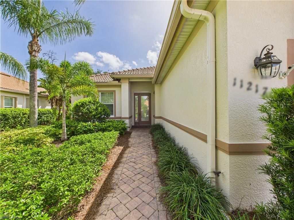 11217 Suffield St, Fort Myers, FL 33913 Photo