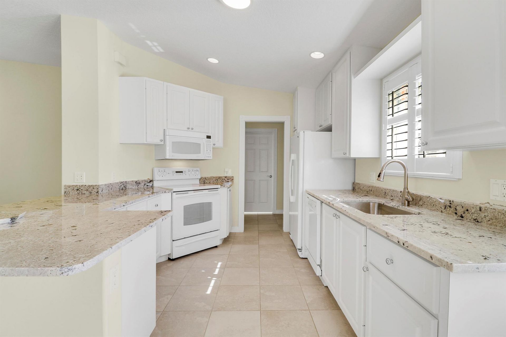 10628 SW Hartwick Drive, Port Saint Lucie, FL 34987 Photo