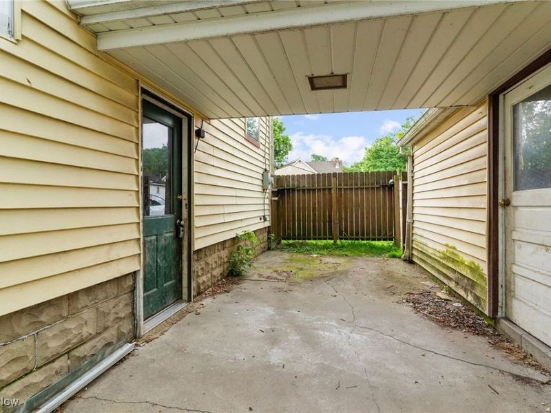 348 Arlington Boulevard, Newton Falls, OH 44444 Photo 7