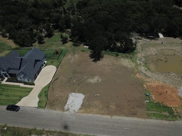 1925 Carter Lane, Gunter, TX 75058