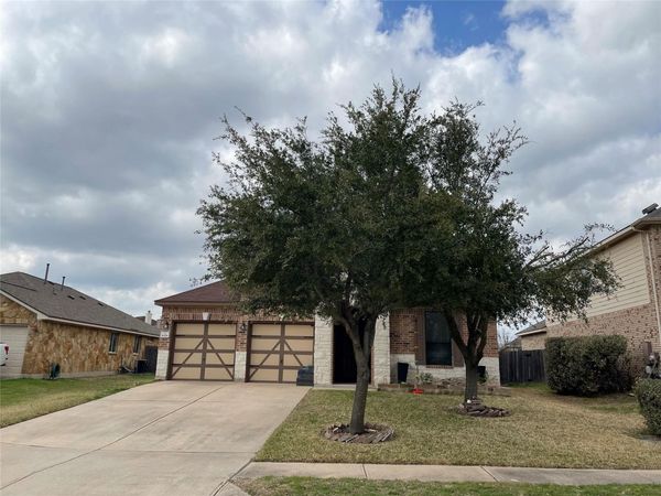 1028 Regency LN, Round Rock, TX 78665