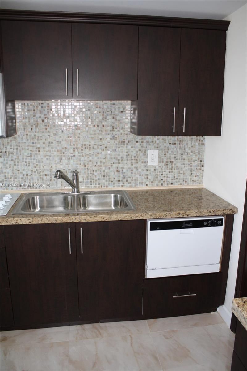 2930 Point East Dr, Unit E309, Aventura, FL 33160 Photo