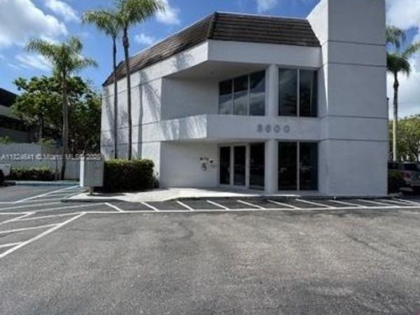 8600 SW 92nd St, Unit A-106, Miami, FL 33156