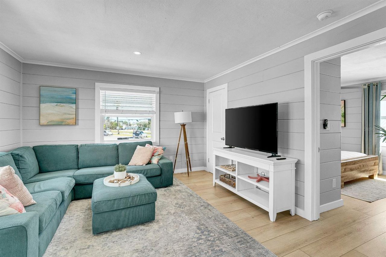 122 Coral Avenue, Redington Shores, FL 33708 Photo