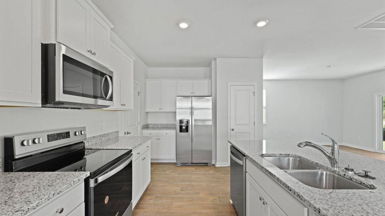 1052 Mulligan Drive Photo 10