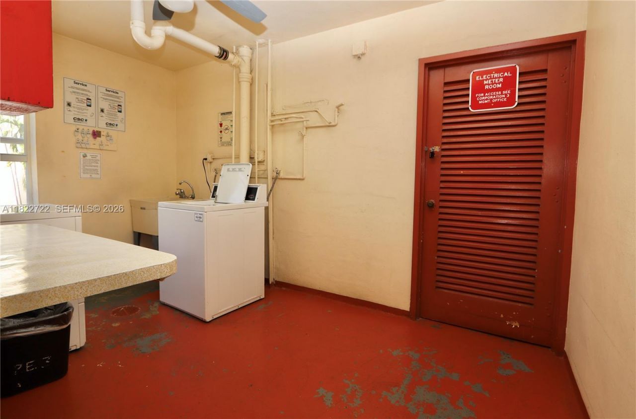 2920 Point East Dr, Unit N208, Aventura, FL 33160 Photo