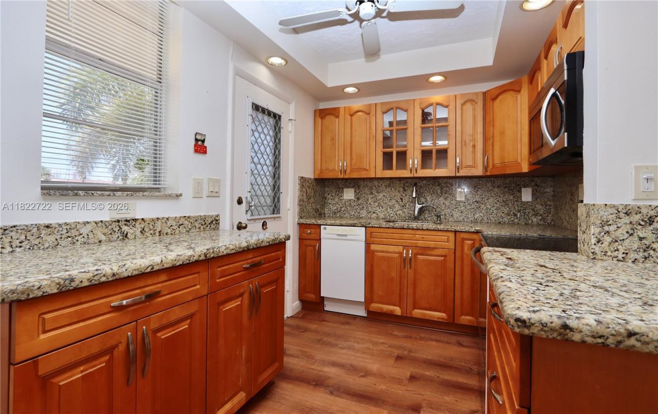 2920 Point East Dr, Unit N208, Aventura, FL 33160 Photo