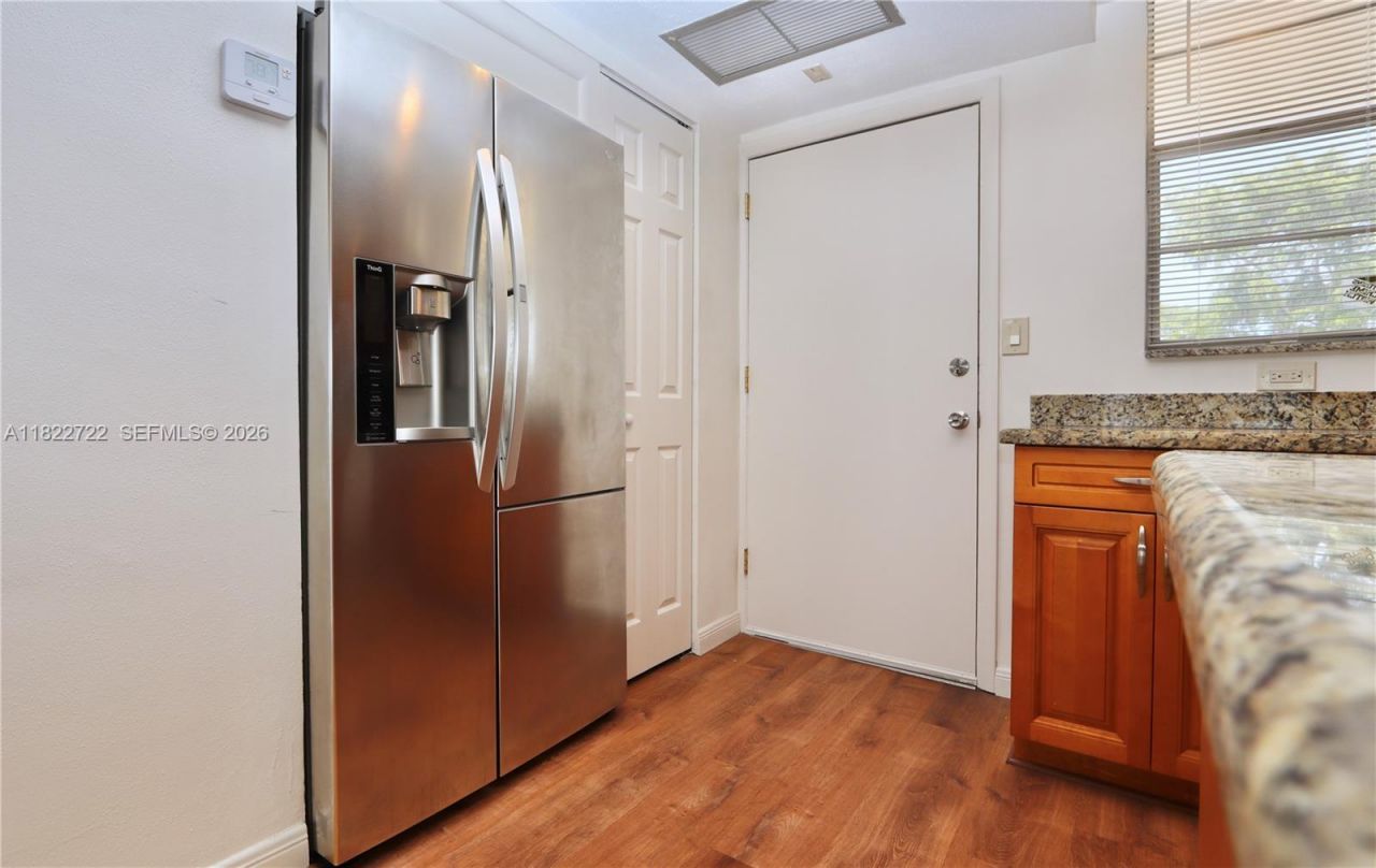 2920 Point East Dr, Unit N208, Aventura, FL 33160 Photo