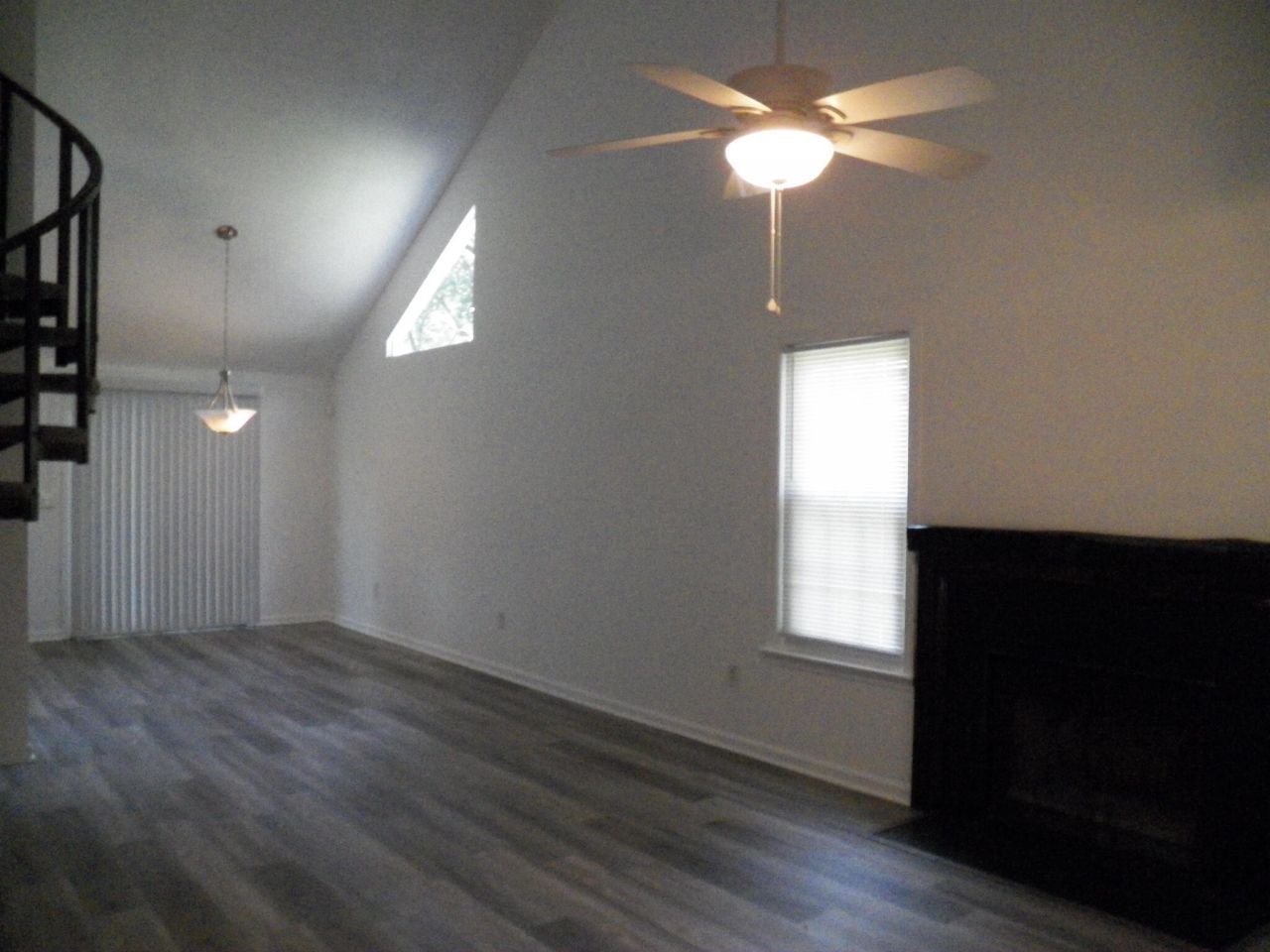 105 Commons Way Photo 4