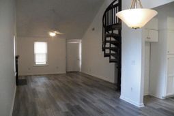 105 Commons Way photo 4