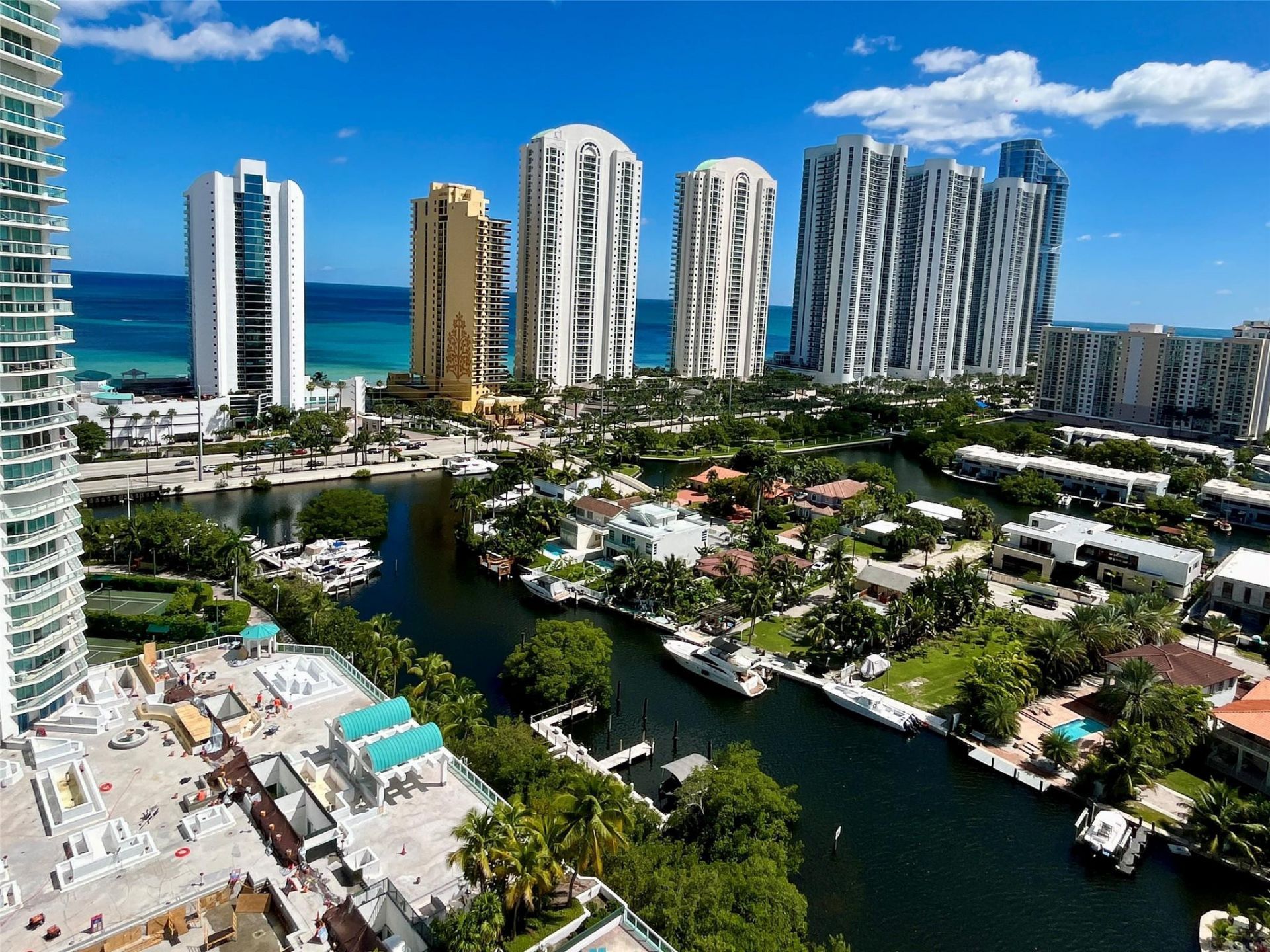 16500 Collins Avenue, Unit 2052, Sunny Isles Beach, FL 33160 Photo