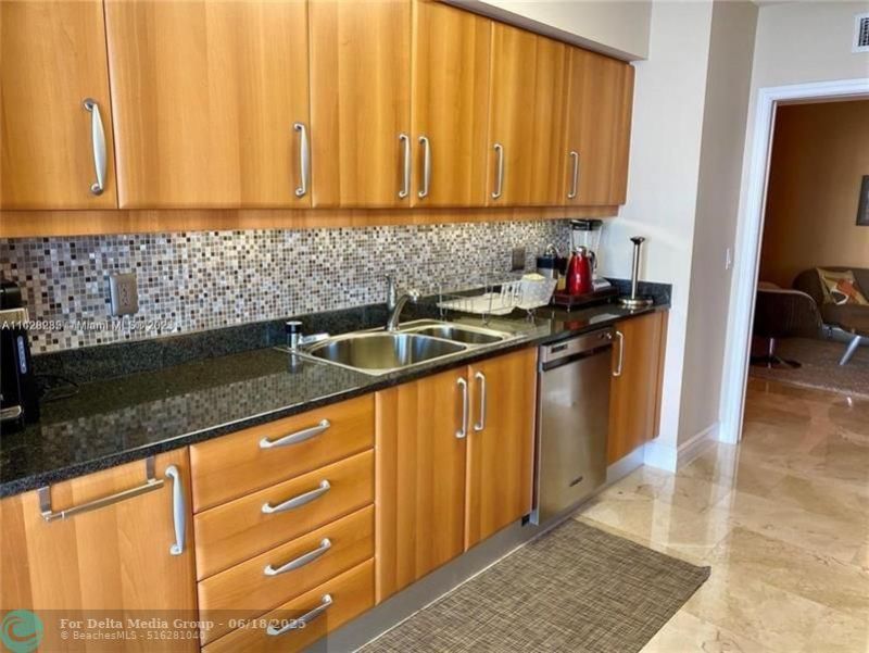 16500 Collins Ave, Unit 2052, Sunny Isles Beach, FL 33160 Photo