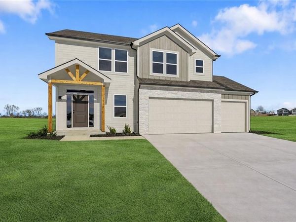 1502 SW Meadowlark Court, Oak Grove, MO 64075