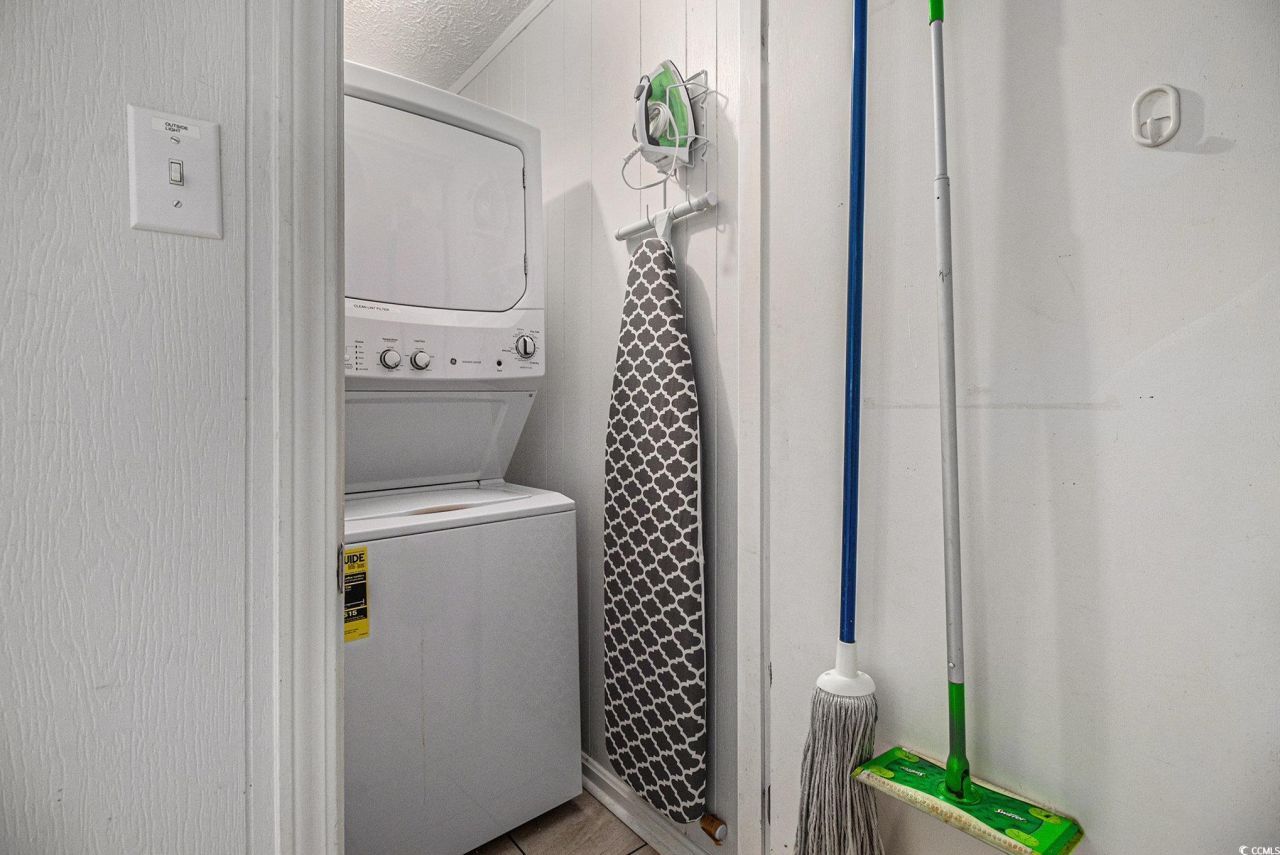 9501 Shore Dr. Photo 16