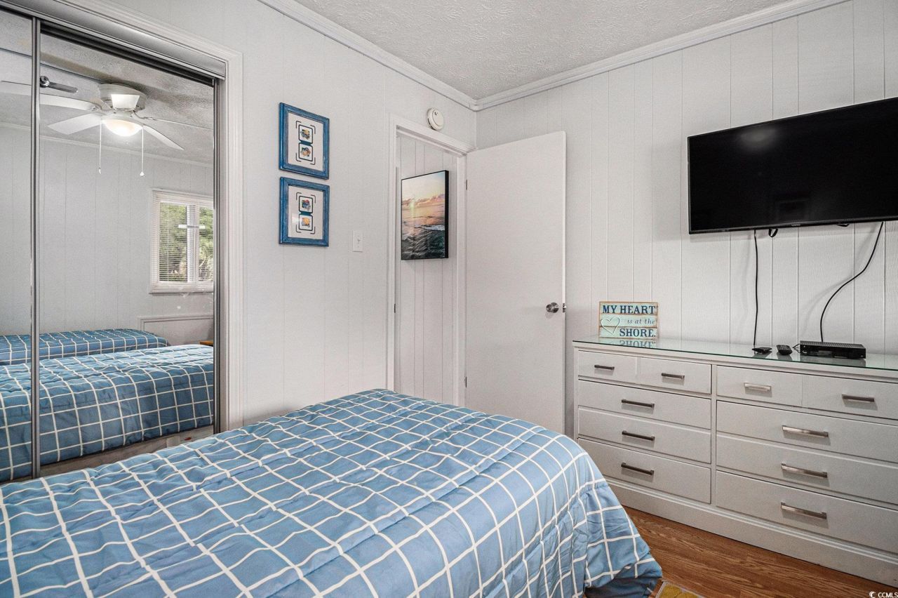 9501 Shore Dr. Photo 23