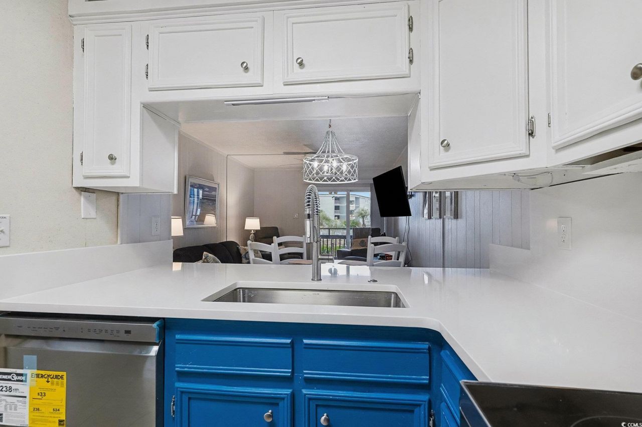 9501 Shore Dr. Photo 9