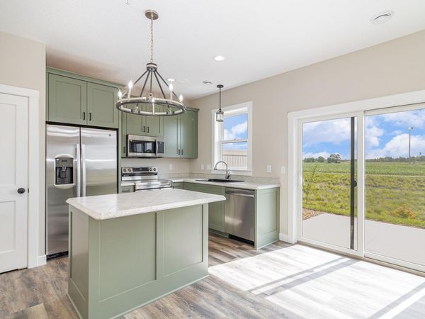 811 Viburnum Street, Belle Plaine, MN 56011