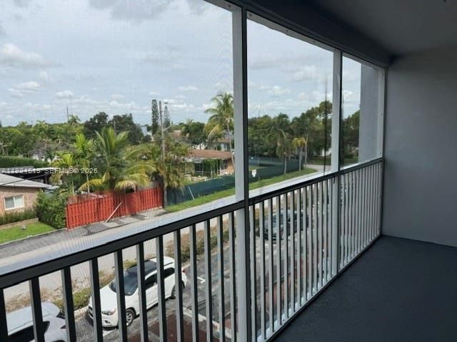 215 SE 3rd Ave, Unit 307B, Hallandale Beach, FL 33009 Photo