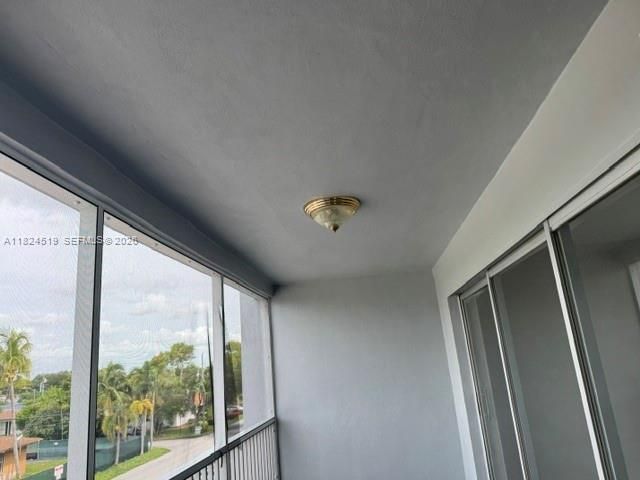 215 SE 3rd Ave, Unit 307B, Hallandale Beach, FL 33009 Photo