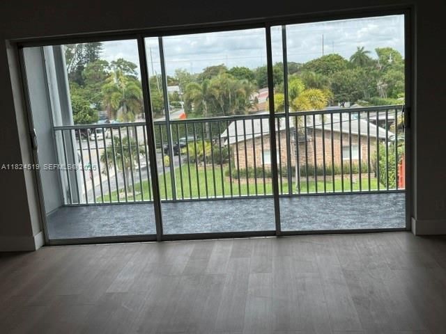 215 SE 3rd Ave, Unit 307B, Hallandale Beach, FL 33009 Photo