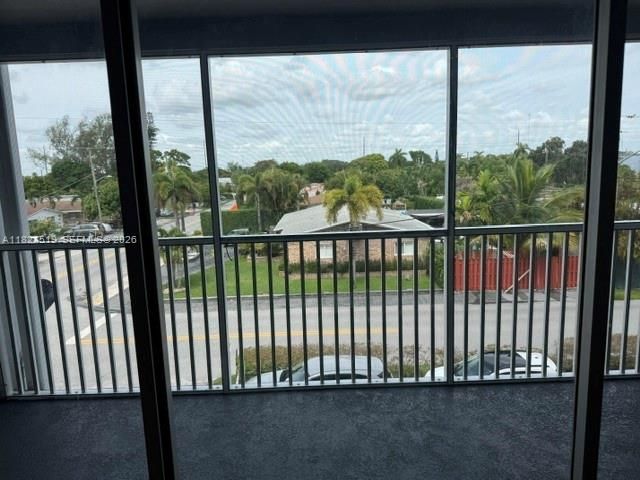 215 SE 3rd Ave, Unit 307B, Hallandale Beach, FL 33009 Photo