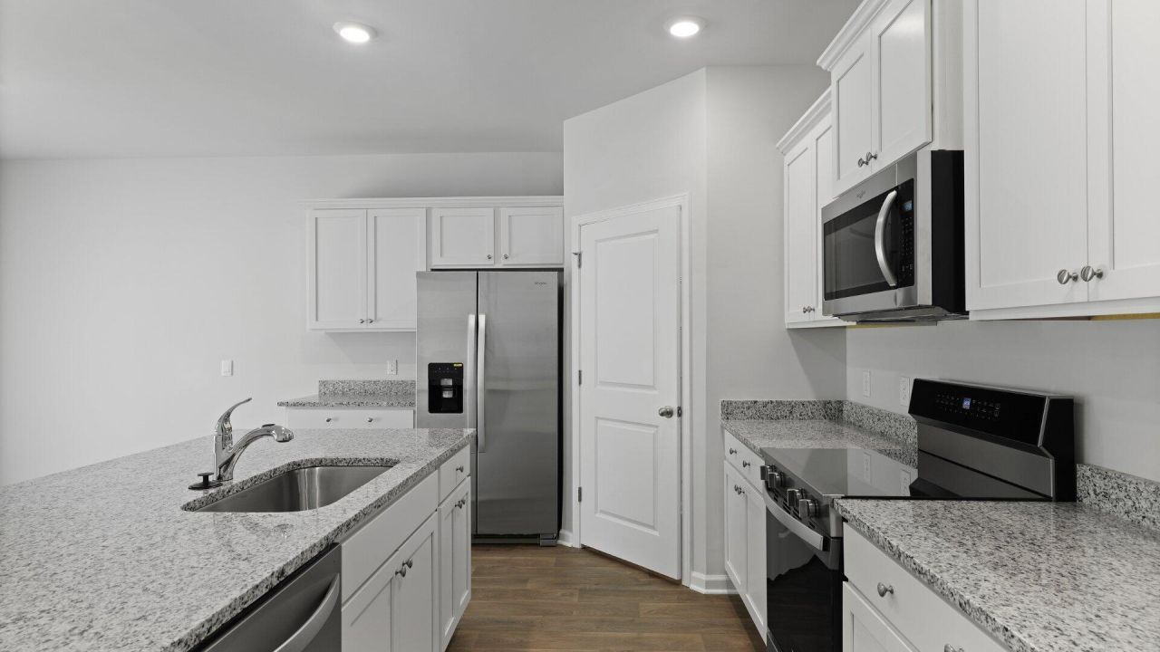 1130 Mulligan Drive Photo 3