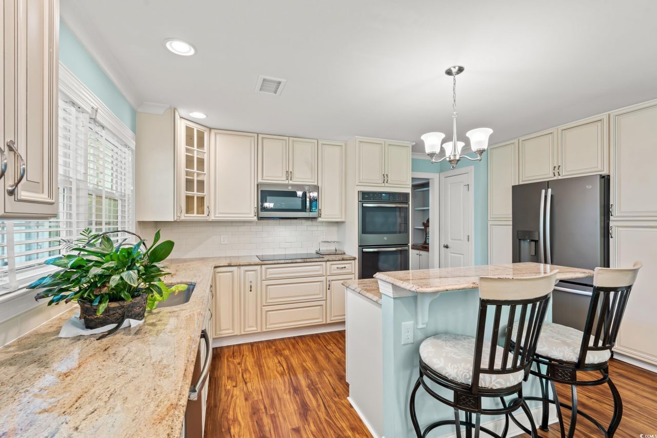 1032 Chelsey Circle Photo 6