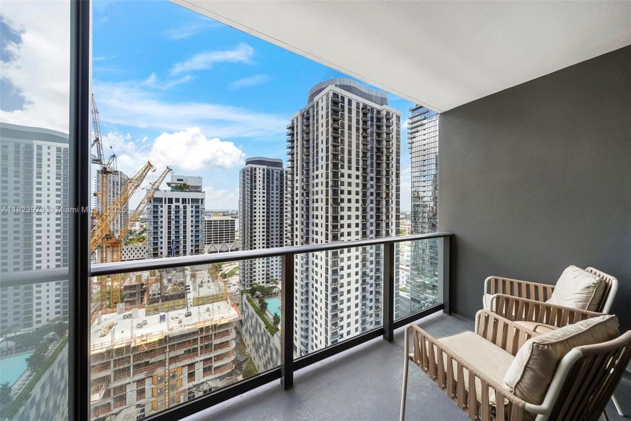 601 NE 1st Ave, Unit 2703, Miami, FL 33132 Photo