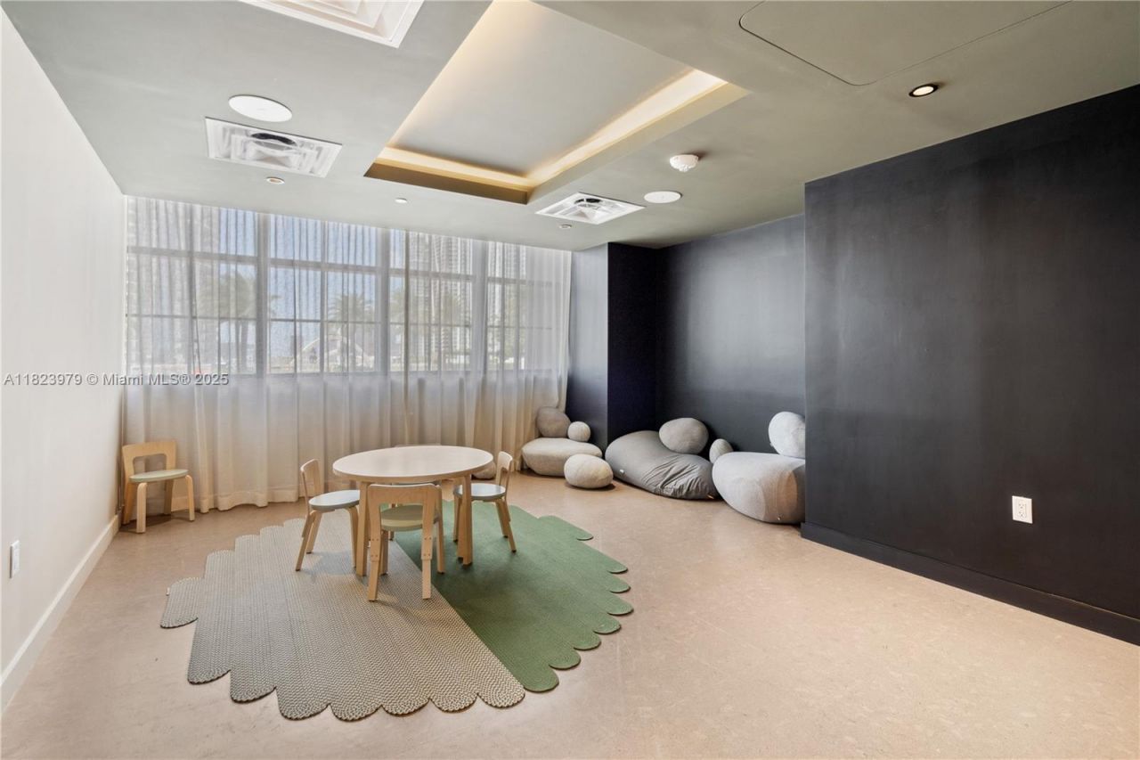 601 NE 1st Ave, Unit 2703, Miami, FL 33132 Photo