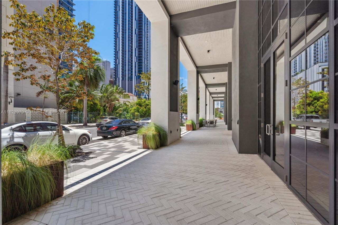 601 NE 1st Ave, Unit 2703, Miami, FL 33132 Photo