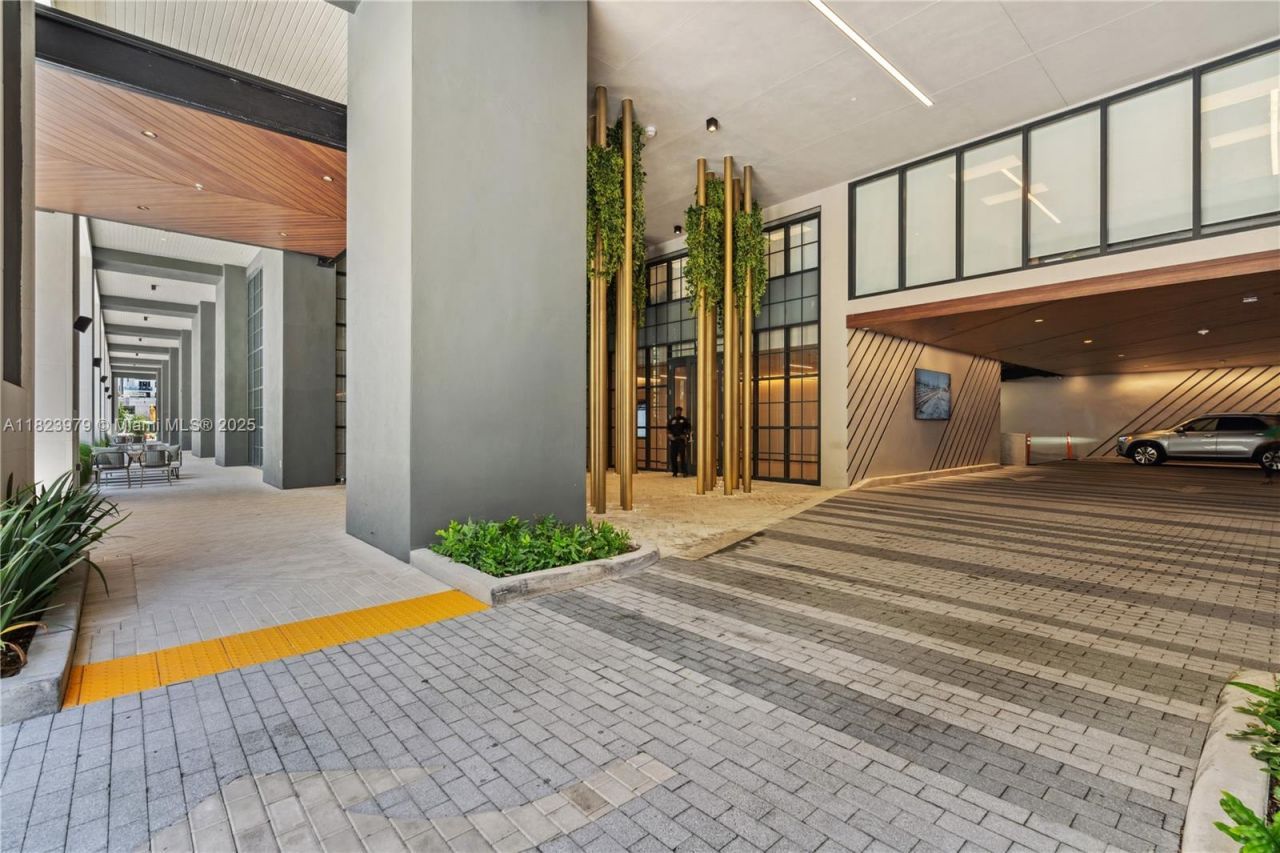 601 NE 1st Ave, Unit 2703, Miami, FL 33132 Photo