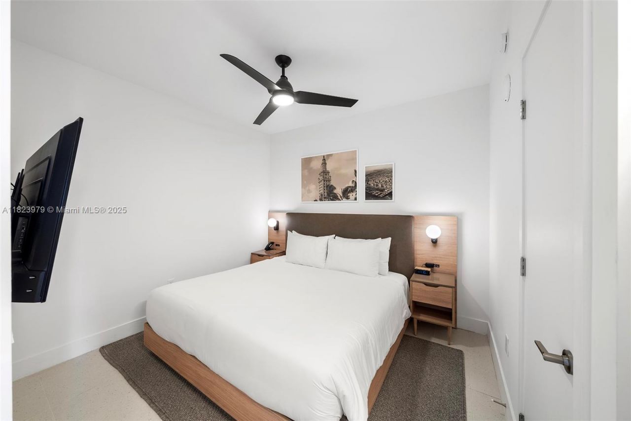 601 NE 1st Ave, Unit 2703, Miami, FL 33132 Photo