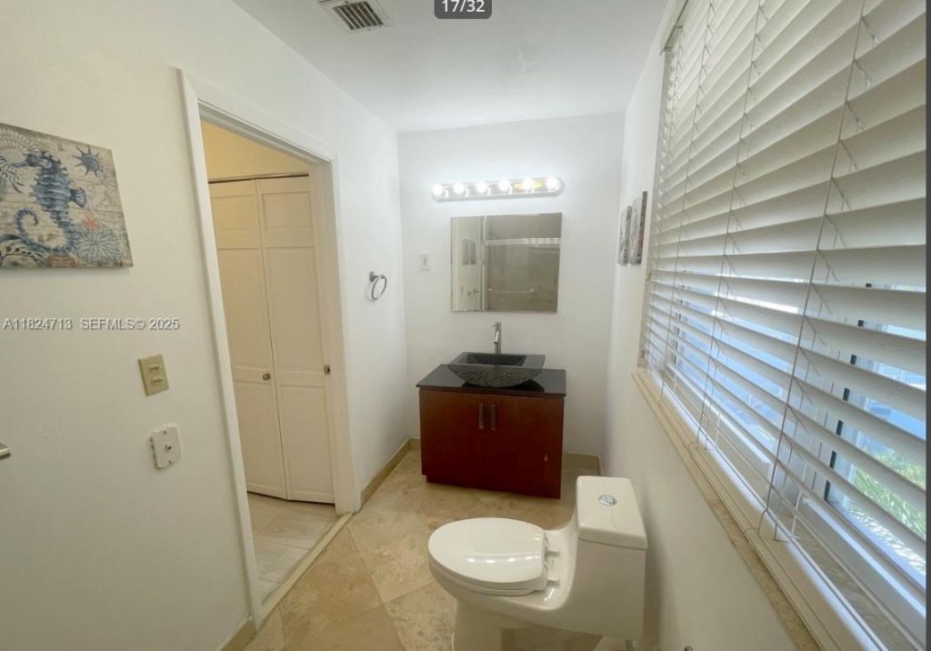 326 Harrison St, Unit 303A, Hollywood, FL 33019 Photo