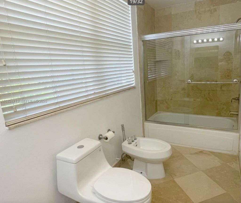 326 Harrison St, Unit 303A, Hollywood, FL 33019 Photo