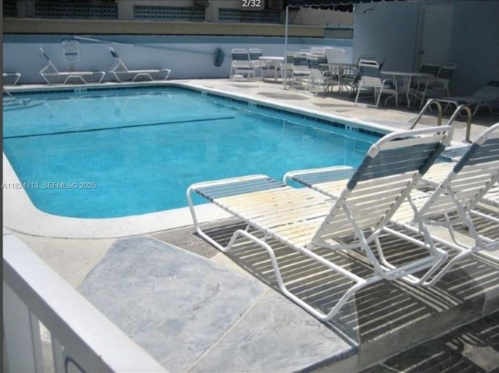 326 Harrison St, Unit 303A, Hollywood, FL 33019 Photo