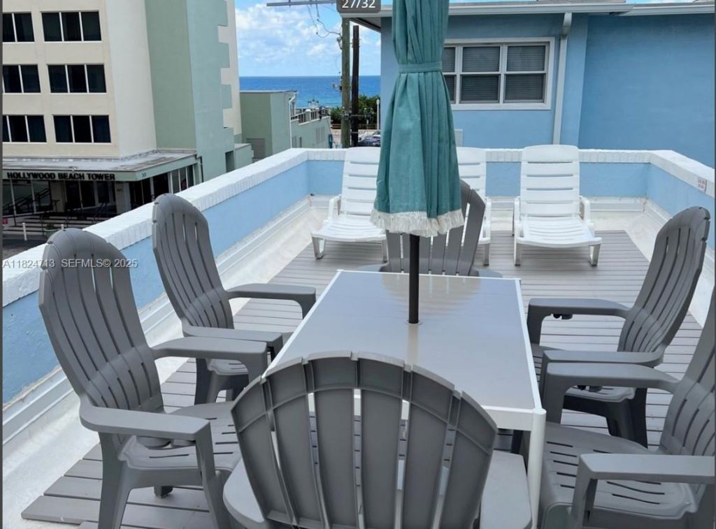 326 Harrison St, Unit 303A, Hollywood, FL 33019 Photo