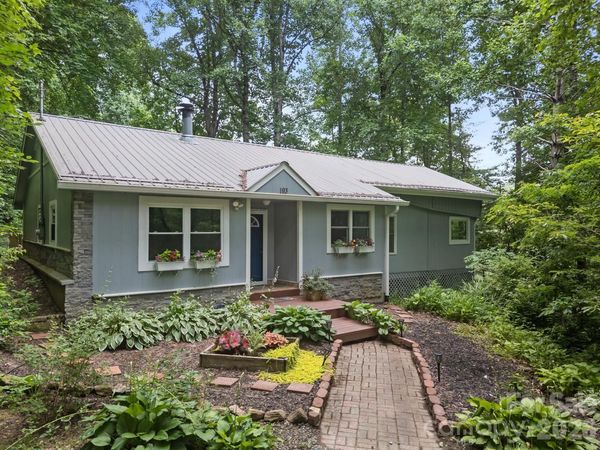 193 Timberside Drive, Mars Hill, NC 28754